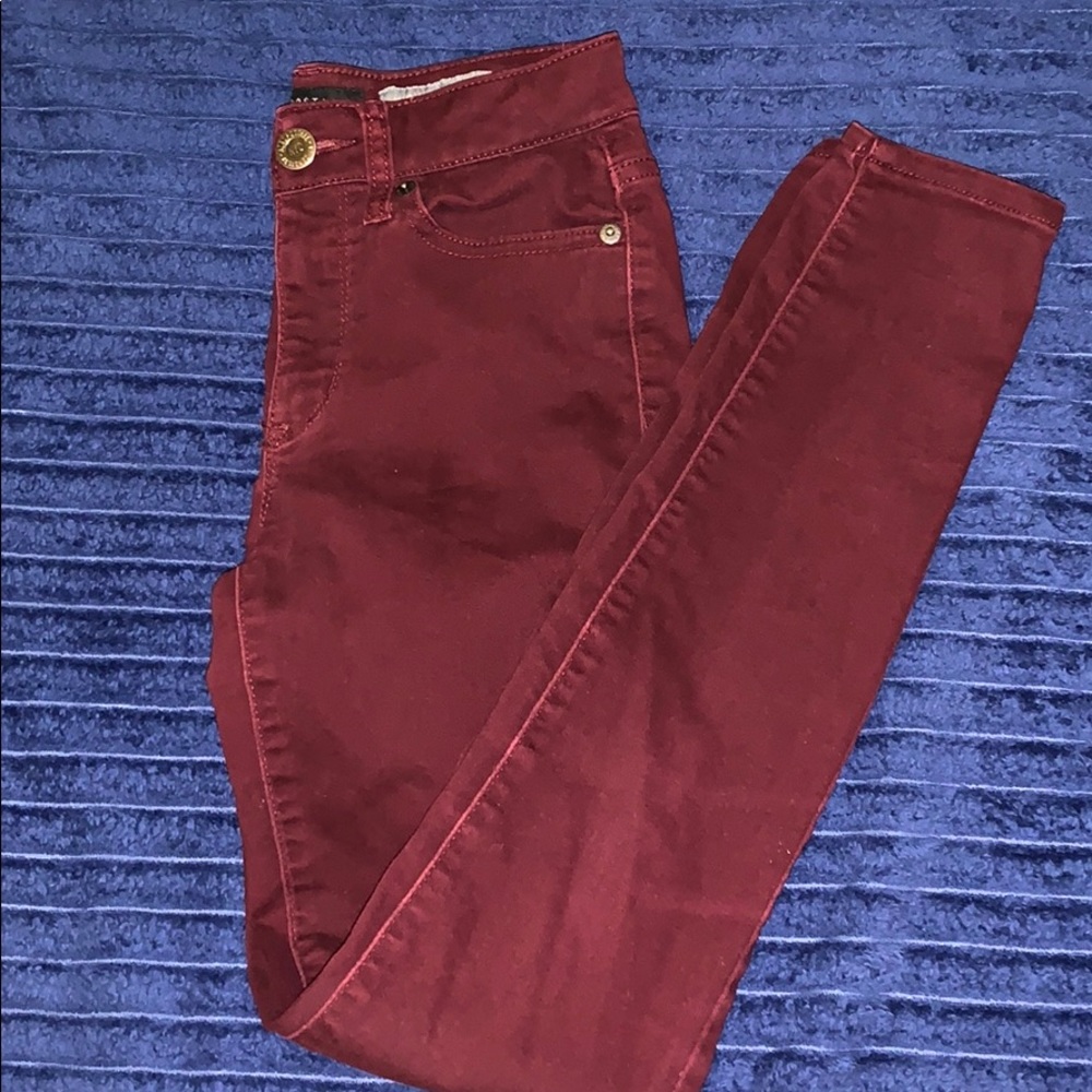 Maroon AEROPOSTALE High waisted Jeggings.💙